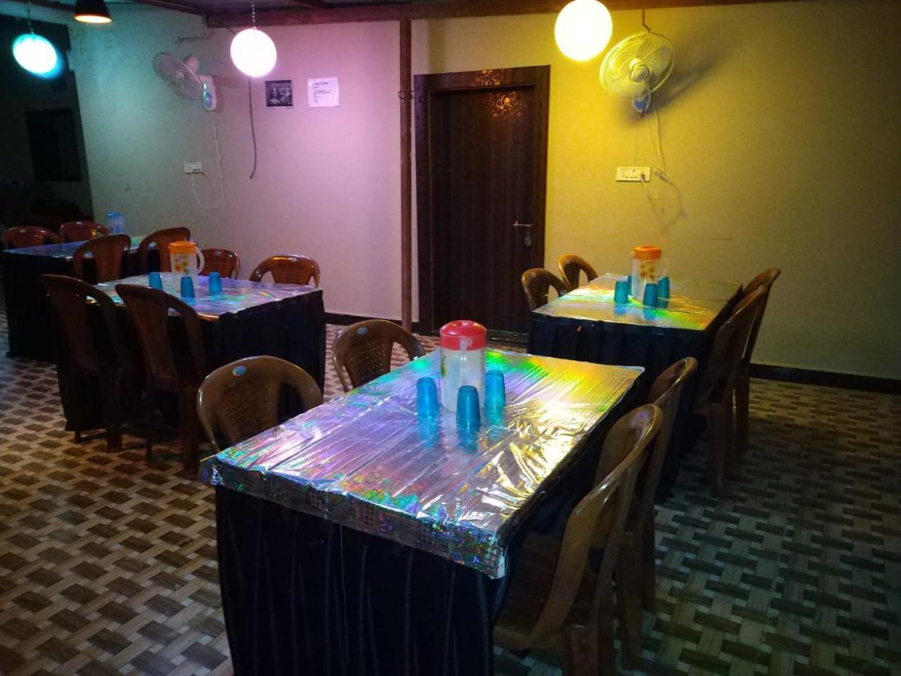 Mansarovar Guest House Ujjain Exterior photo